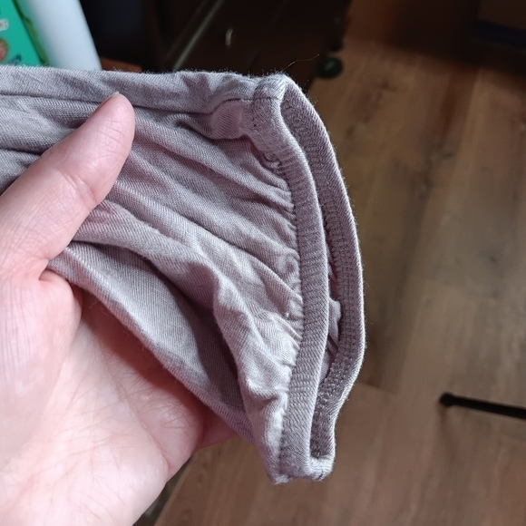 Carmen Marc Valvo Shirt Top 2X Beige Gray Fringe STRETCH Holiday Occasions - Picture 4 of 5